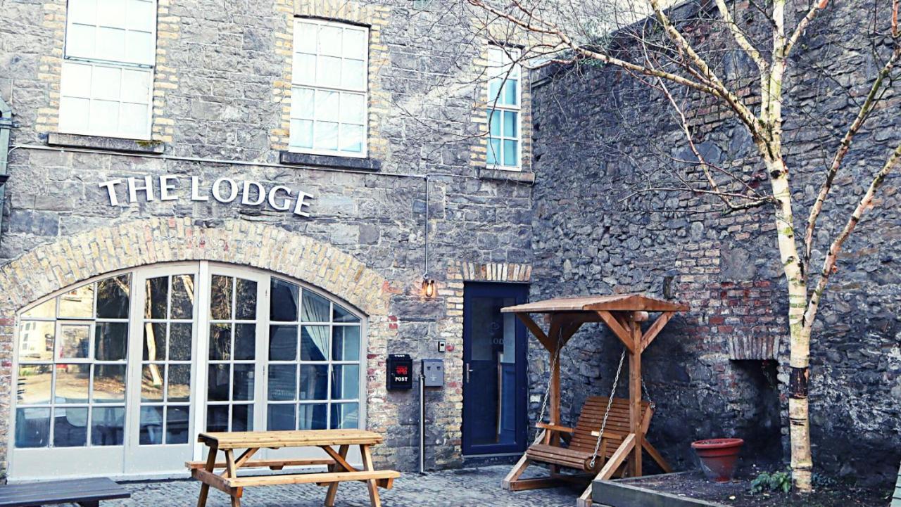 The Lodge Ballina Exteriör bild